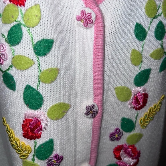 Storybook Knits 3X Floral Embroidered Sweater Vest Cottagecore Pink Trim - Picture 4 of 13